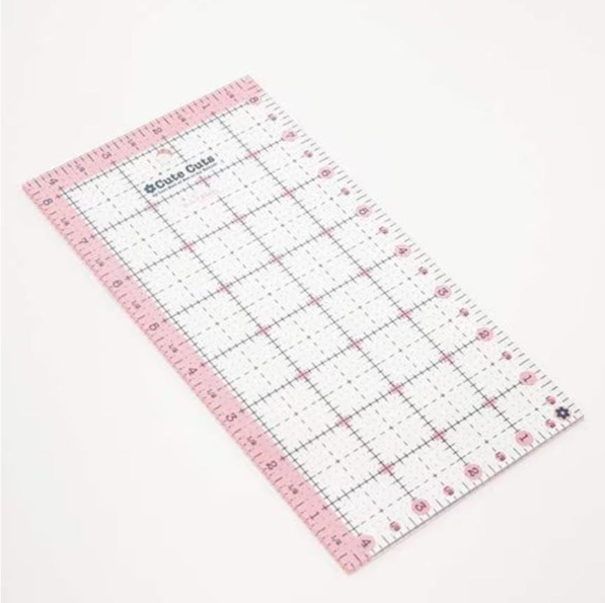 Lori Holt Cute Cuts™ Ruler 4 1/2" x 8 1/2"