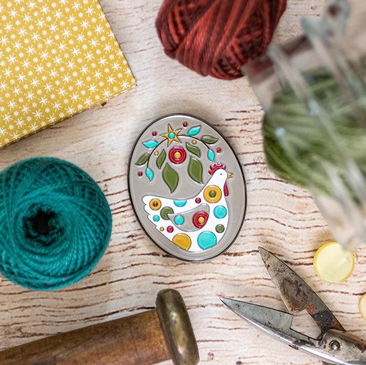 PREORDER Henny Penny Enamel Needle Minder Kim Diehl for It's Sew Emma
