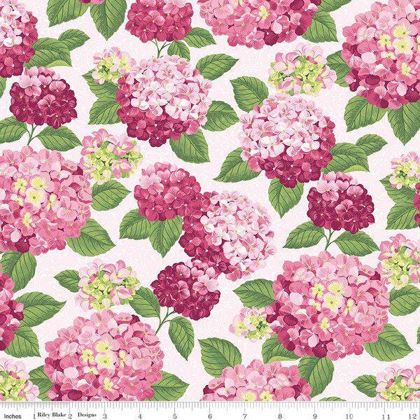 PREORDER Riley Blake Hydrangeas in the Garden Mini Fat Quarter Bundle - floral fabric